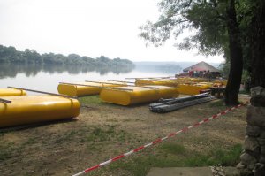 Postavljanje pontona i sređivanje plaže, jun 2016