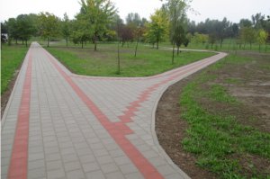 ZAVRŠENA IZRADA PEŠAČKIH STAZA U ARBORETUMU