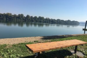 Novi mobilijar u zaštićenom području “Obrenovački Zabran“