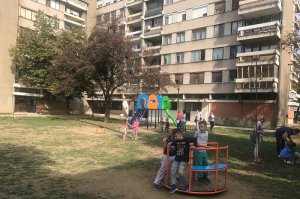 Nastavljena akcija "Kao Taš a naš" otvaranjem tri nova dečija igrališta u Obrenovcu