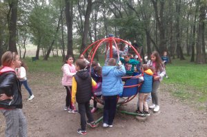 Učenici obrenovačkih osnovnih škola i pretškolci u poseti Arboretumu i ZP “Obrenovački Zabran”